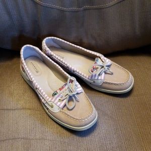 Sperry boat shoes